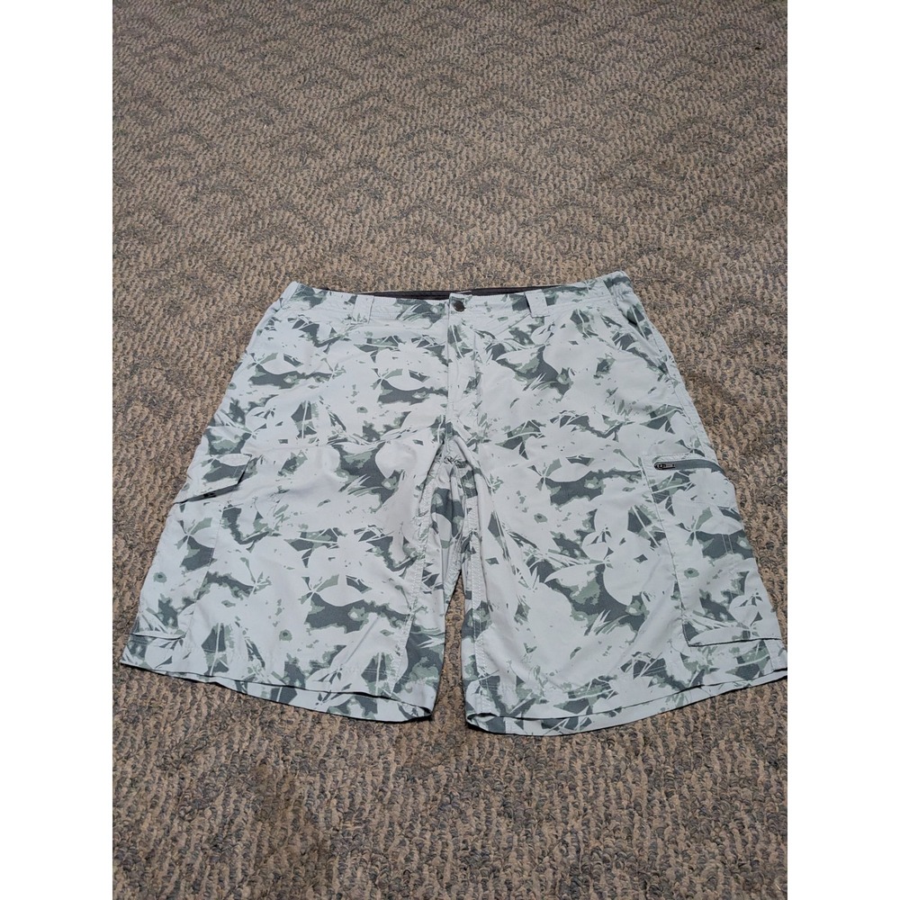 Columbia Mens Cargo Shorts Size 40 Green Grey Abstract Leaf Print Nylon AM4723